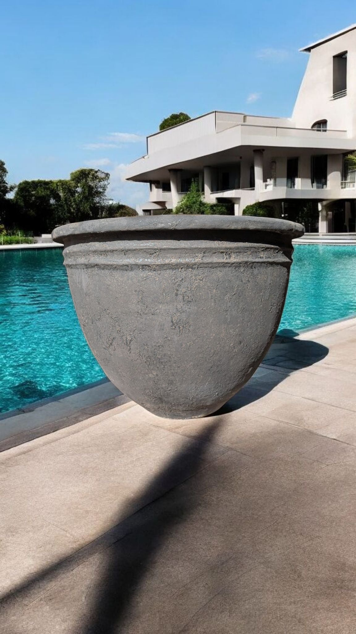 Pot large noir "Lava"