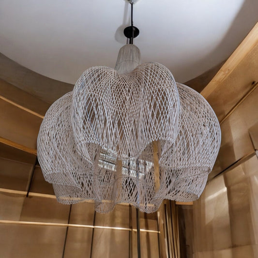 Suspension rotin naturel tressé à la main