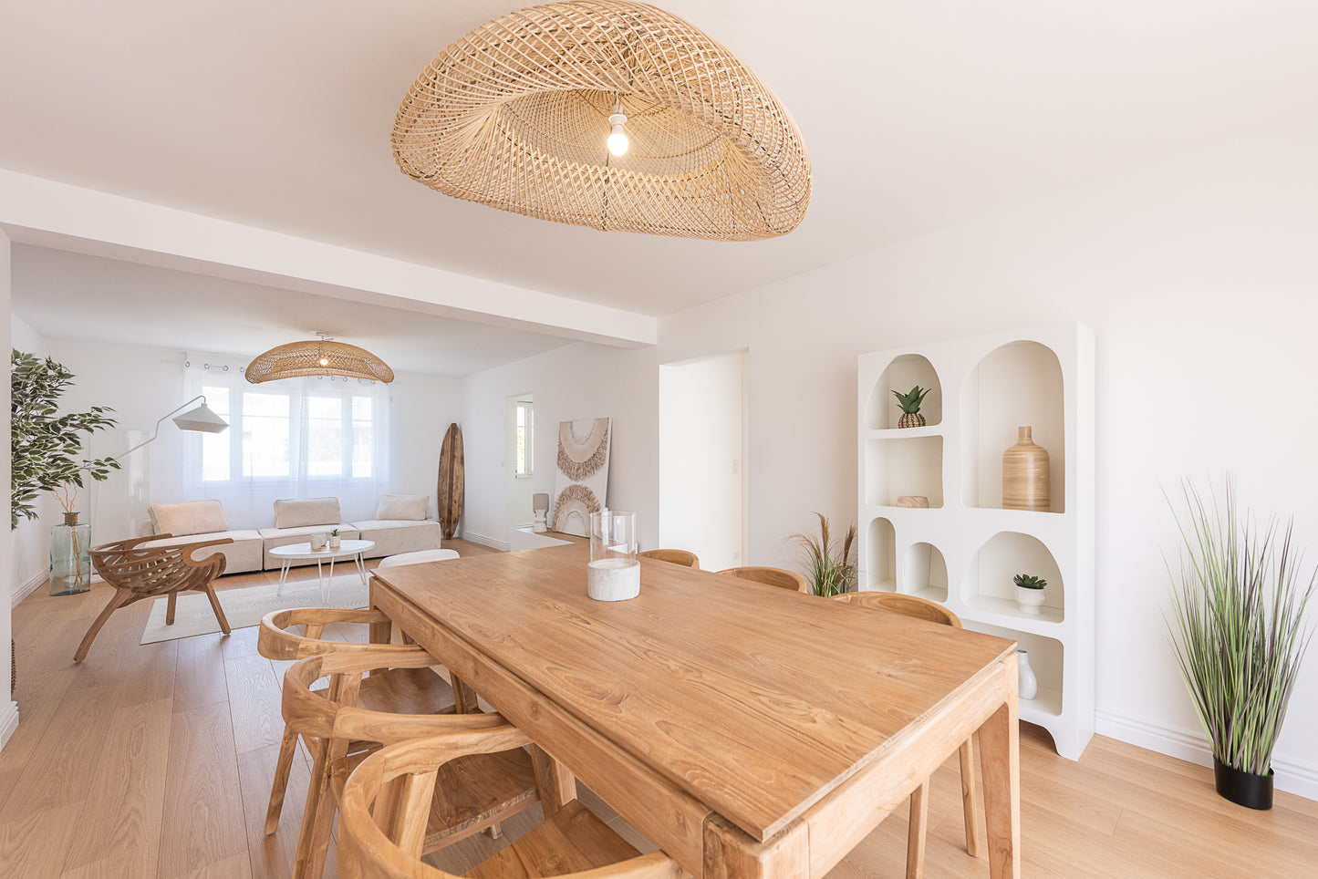 Table à manger teck massif