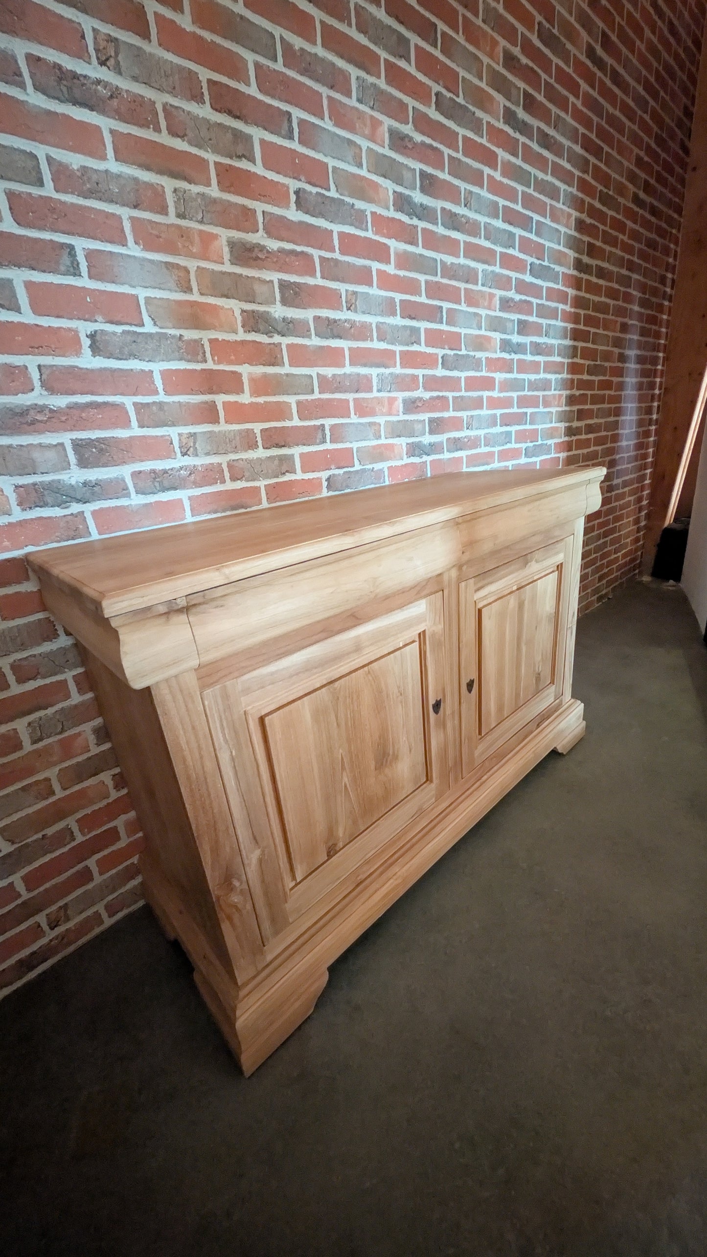 Buffet bas teck massif